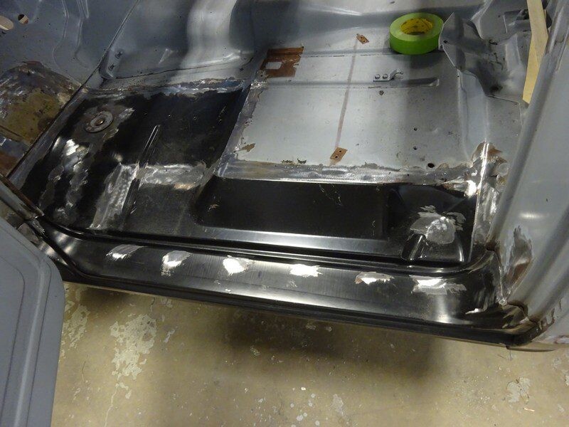 Car floor panel welding repair.