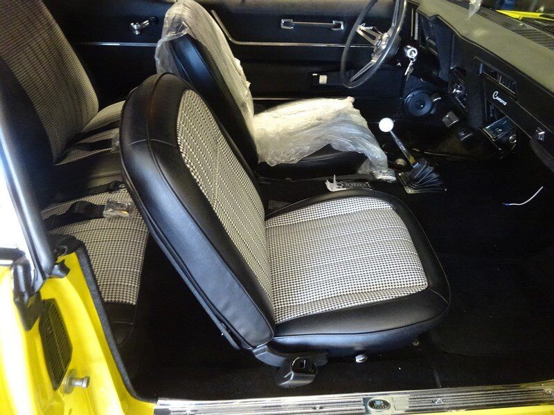 Classic Camaro interior, houndstooth seats.