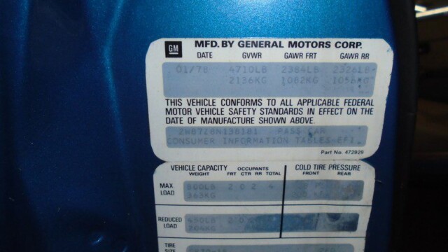 General Motors vehicle information sticker.