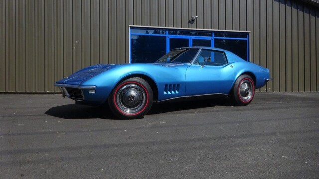 Blue 1967 Chevrolet Corvette Stingray.