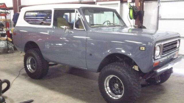 Gray International Scout II SUV.
