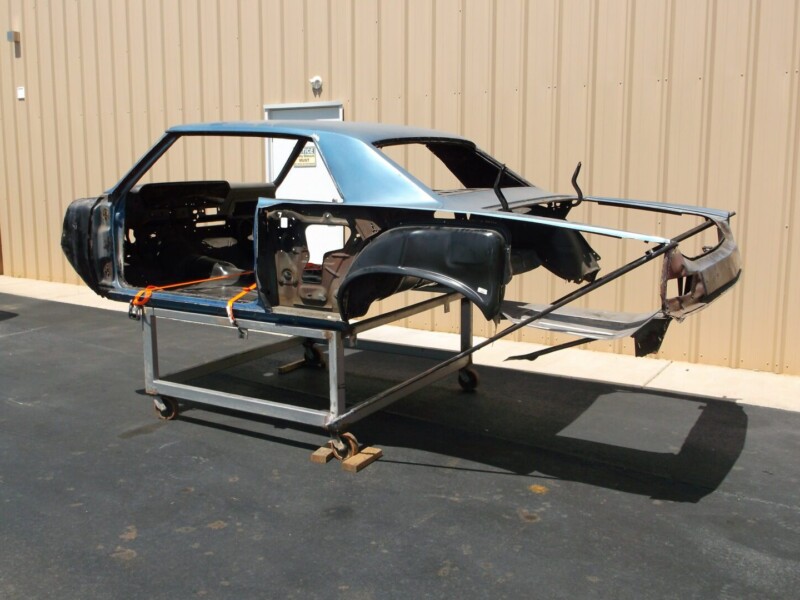 Car parts on the display of the website