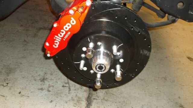 Wilwood 6-piston brake caliper and rotor.