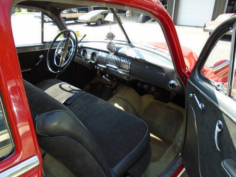 Chrome dashboard and bench seat in red classic