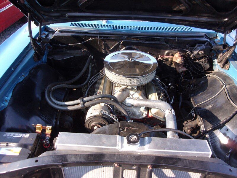 Polished air cleaner in blue classic engine bay